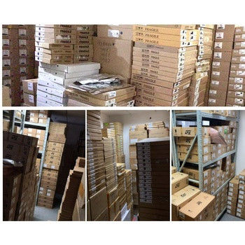 Electronic Components Integrated Circuits IC Chips REF102U